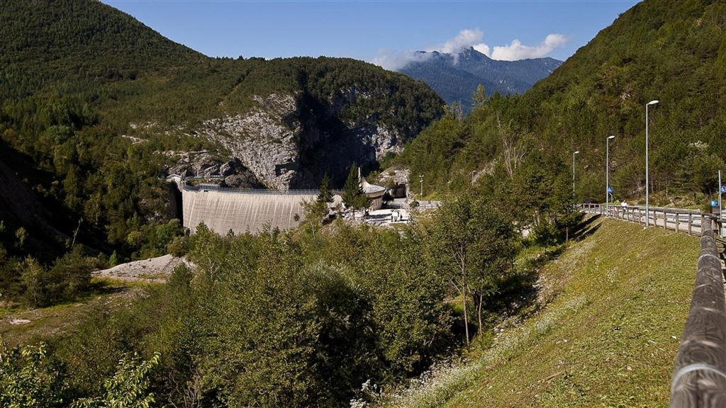 Visita da due ore al camminamento della Diga del Vajont e ai luoghi della catastrofe
