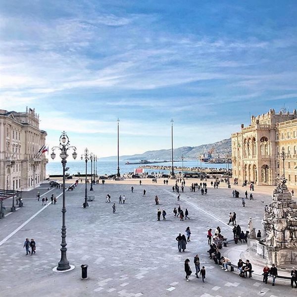 Piazza Unità d'Italia